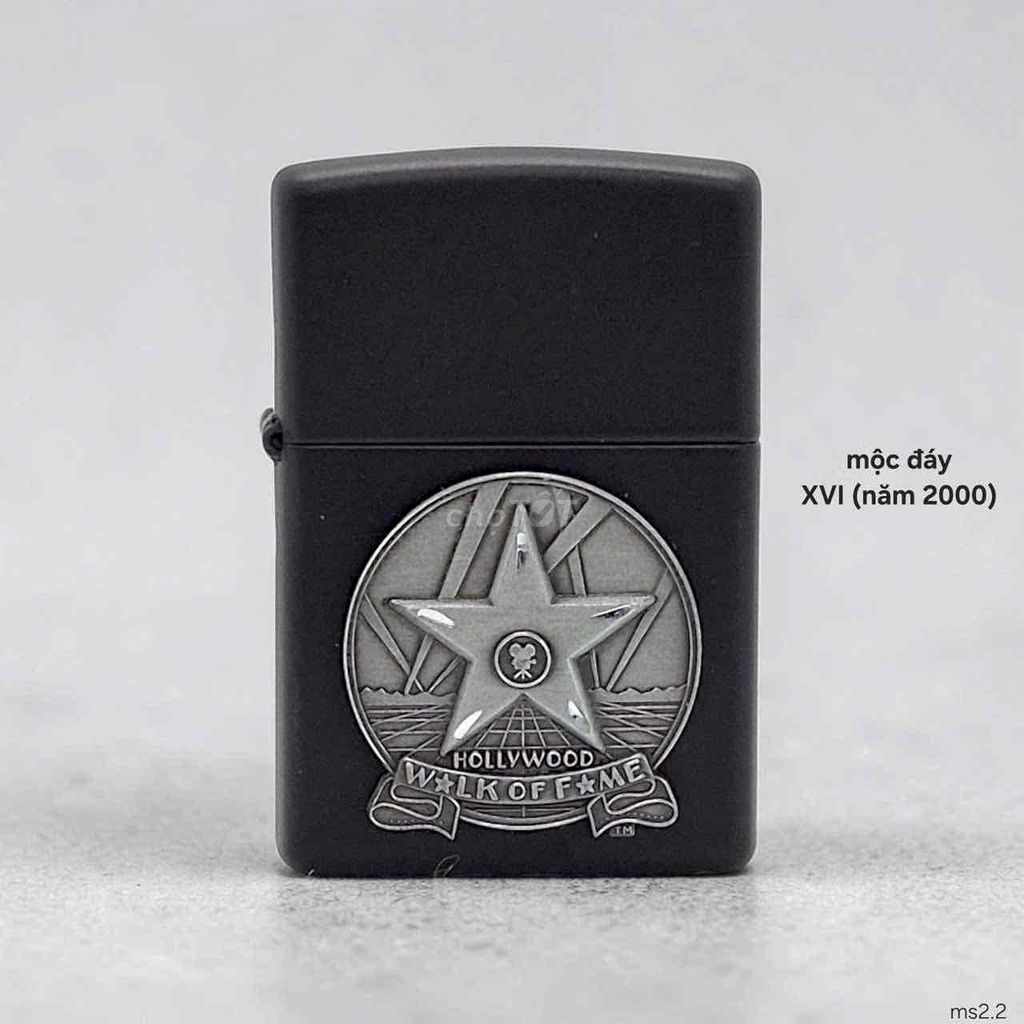 Bật lửa Zippo Hollywood Walk of Fame Đen. Mua bán Đồ sưu tầm, đồ cổ tại Thành phố Rạch Giá Kiên Giang được đăng bởi Đức Bảo Trần hình 1