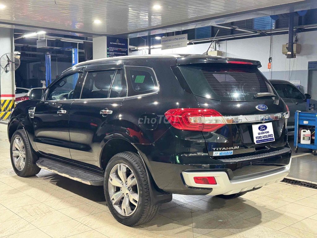 Ford Everest 2016 Titanium 2.2L 4x2 AT - 74000 km. Mua bán Ô tô tại Quận Tân Bình Tp Hồ Chí Minh được đăng bởi Sài Gòn Ford hình 4