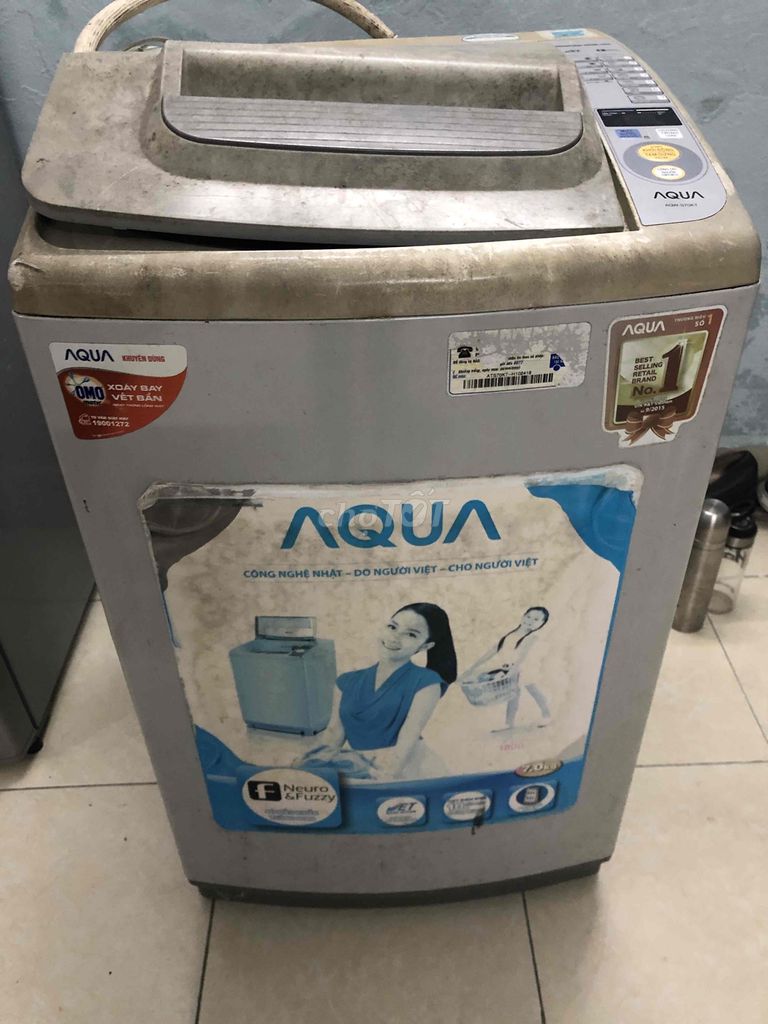 Máy giặt Aqua 7kg hoạt động bình thường cũ