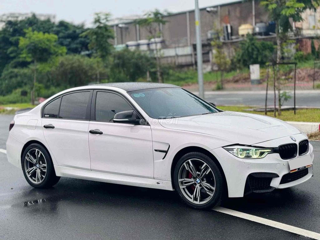 BMW 3 Series 2013 320i - 84000 km. Mua bán Ô tô tại Quận 12 Tp Hồ Chí Minh được đăng bởi Nguyễn Thanh Phước hình 8