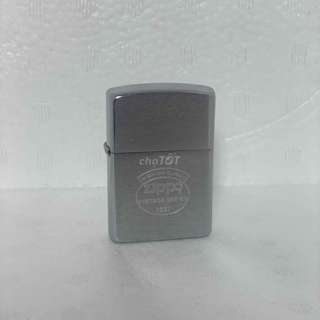 Zippo La Mã ✨Ruột vỏ lệch năm, có trầy xước