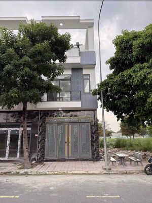 Bán Nhà 2 Lầu, Hội Nghĩa, Tân Uyên, BD (Giá 1ty590TR)