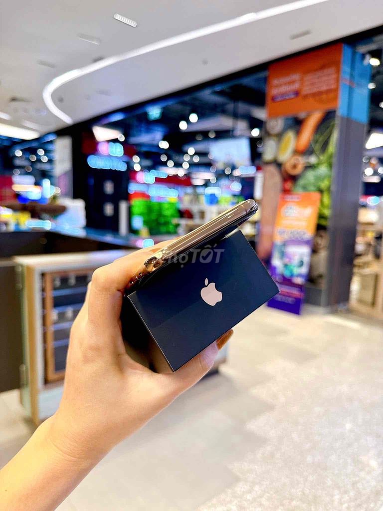 iPhone 11 Pro Max 256G Gold FULLBOX 99% APPLE 2023. Mua bán Điện thoại tại Quận 10 Tp Hồ Chí Minh được đăng bởi iStockHCM hình 3