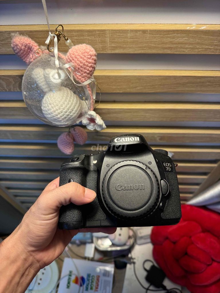 Máy ảnh Canon 7D Như mới. Mua bán Máy ảnh, Máy quay tại Quận Ninh Kiều Cần Thơ được đăng bởi Ngô đại triều hình 1