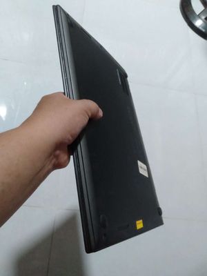 Bán laptop Thinkpad X1 Carbon nữ xài