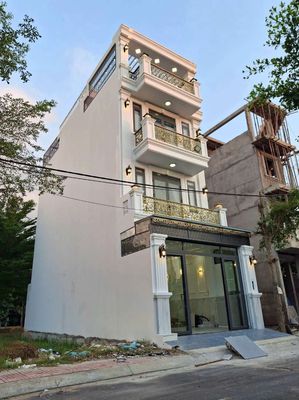 Townhouse 80 m² · 4 bed · Đường Đào Tông Nguyên