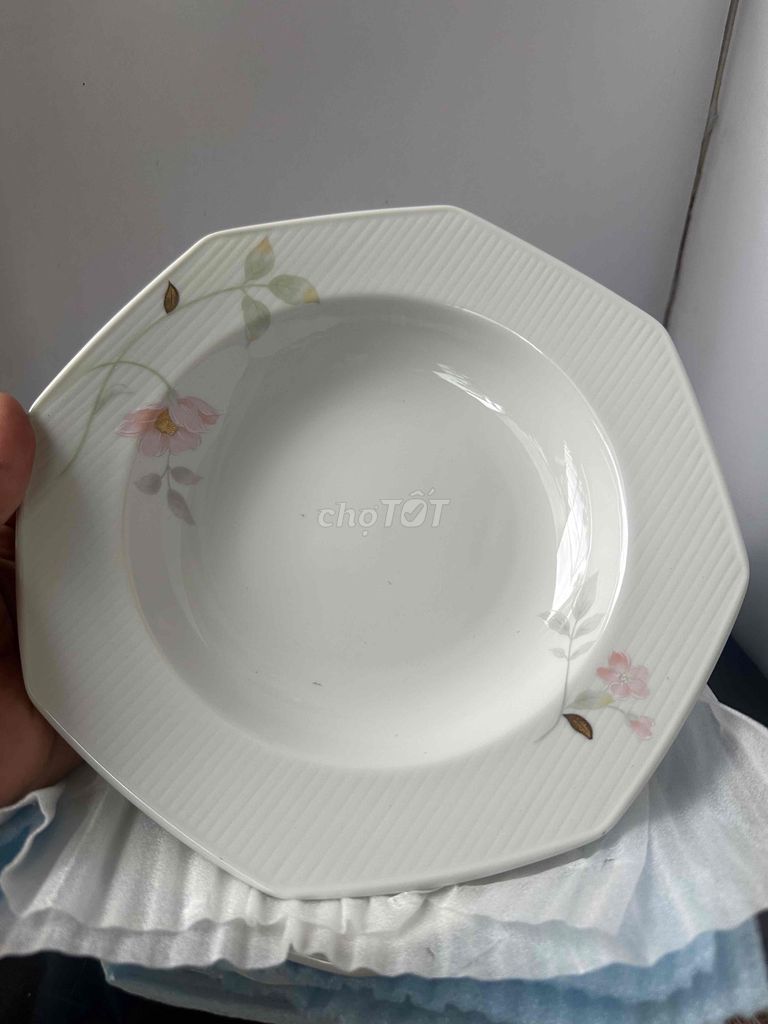 Dĩa sâu lòng Nhật Bản 22cm Trắng mới. Mua bán Dụng cụ nhà bếp tại Thành phố Biên Hòa Đồng Nai được đăng bởi đặng quang tuyến hình 1