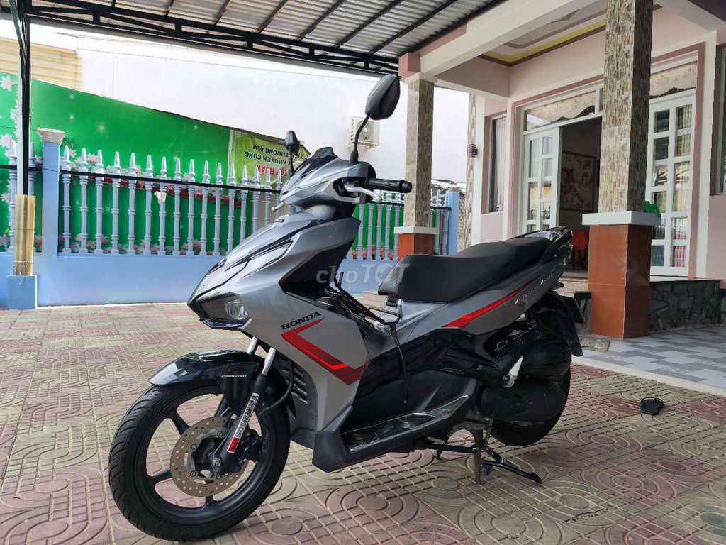 Honda Air Blade 2022 125cc Bạc. Mua bán Xe máy tại Thành phố Trà Vinh Trà Vinh được đăng bởi Tinh Vo hình 4
