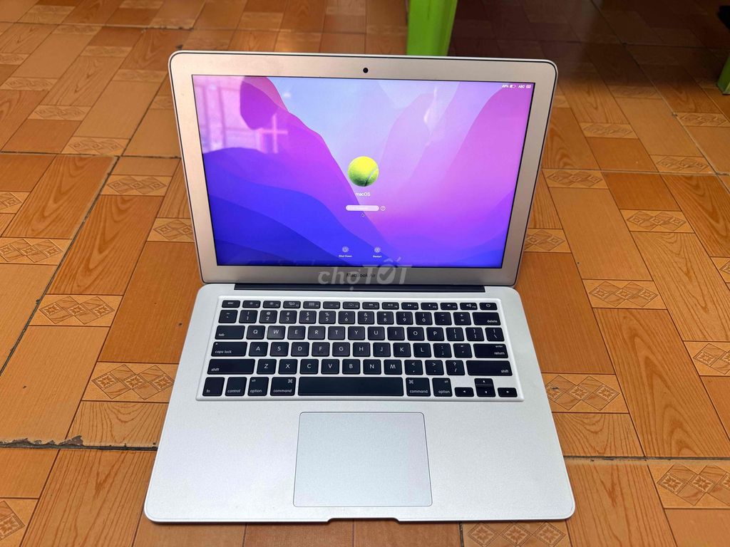 Macbook Air 13 inch 2017 Core i5, RAM 8GB. Mua bán Laptop tại Quận 6 Tp Hồ Chí Minh được đăng bởi Chuyên mua bán điện thoại laptop hình 1