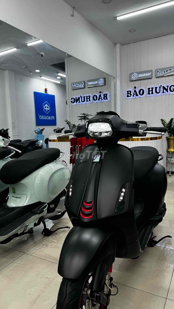 Vespa Sprint 2022 Đen Nhám chính chủ công chứng. Mua bán Xe máy tại Quận Phú Nhuận Tp Hồ Chí Minh được đăng bởi VESPA  PIAGGIO BẢO HƯNG Vespa cũ trả góp  hình 11