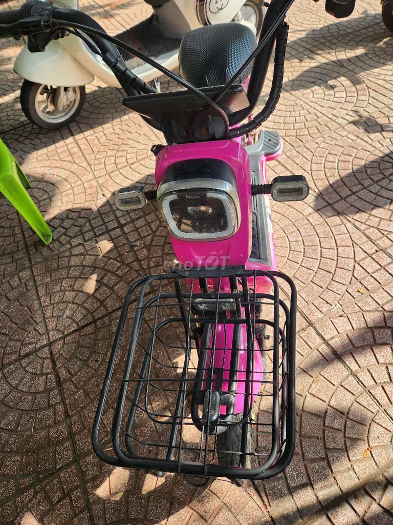 Bán xe DKBike xe sài  pin 48v 15ah 40km lần sạc. Mua bán Xe điện tại Quận Bình Thạnh Tp Hồ Chí Minh được đăng bởi Quách khải tuấn hình 2