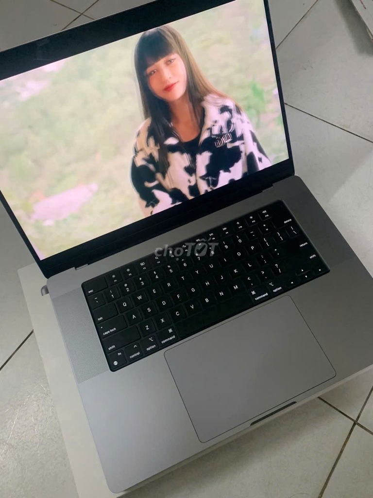 MacBook Pro 16 inch 2021 M1 Pro