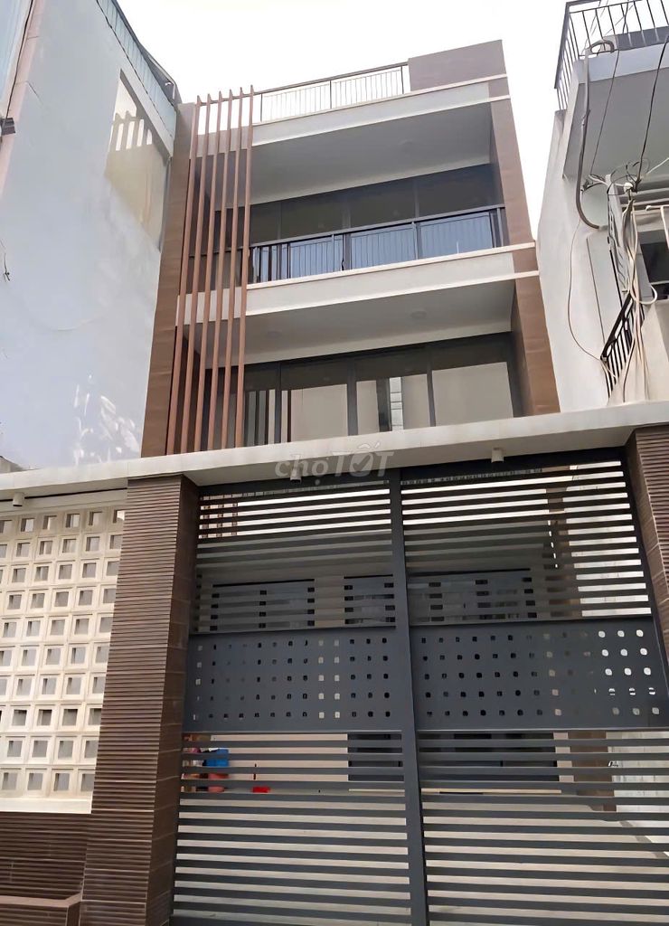 Аренда · 5 комн. · 108 м² · Quận Tân Bình, ул. Đường Quách Văn Tuấn