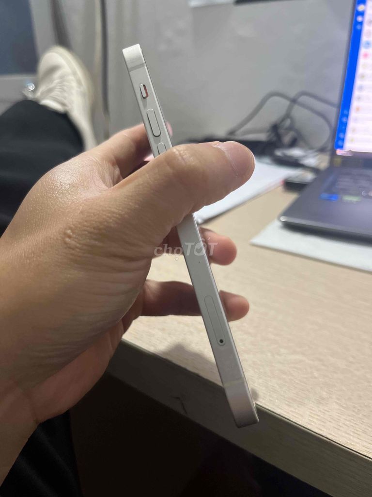 Apple iPhone 12 128GB Trắng. Mua bán Điện thoại tại Thành phố Bắc Ninh Bắc Ninh được đăng bởi Nguyễn Trung Hiếu hình 1