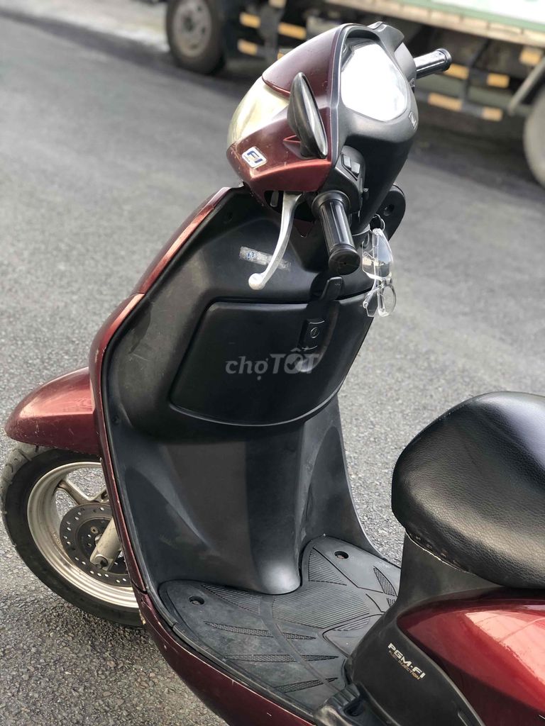 Honda Lead Fi bstp Đỏ mận, máy zin êm. Mua bán Xe máy tại Huyện Hóc Môn Tp Hồ Chí Minh được đăng bởi Xe Máy Bùi Phong hình 4