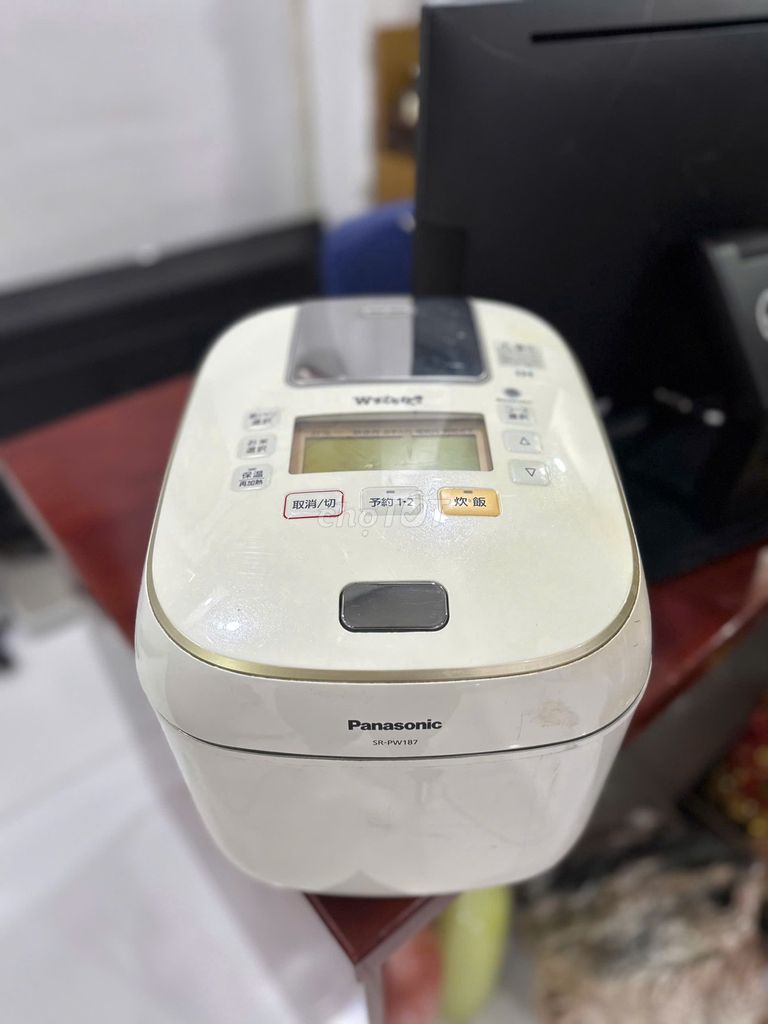 Nồi cơm điện Panasonic SR-PW187 1.8 lít Trắng 2018. Mua bán Bếp, lò, đồ điện nhà bếp tại Quận Gò Vấp Tp Hồ Chí Minh được đăng bởi Ngọc Nhi hình 1