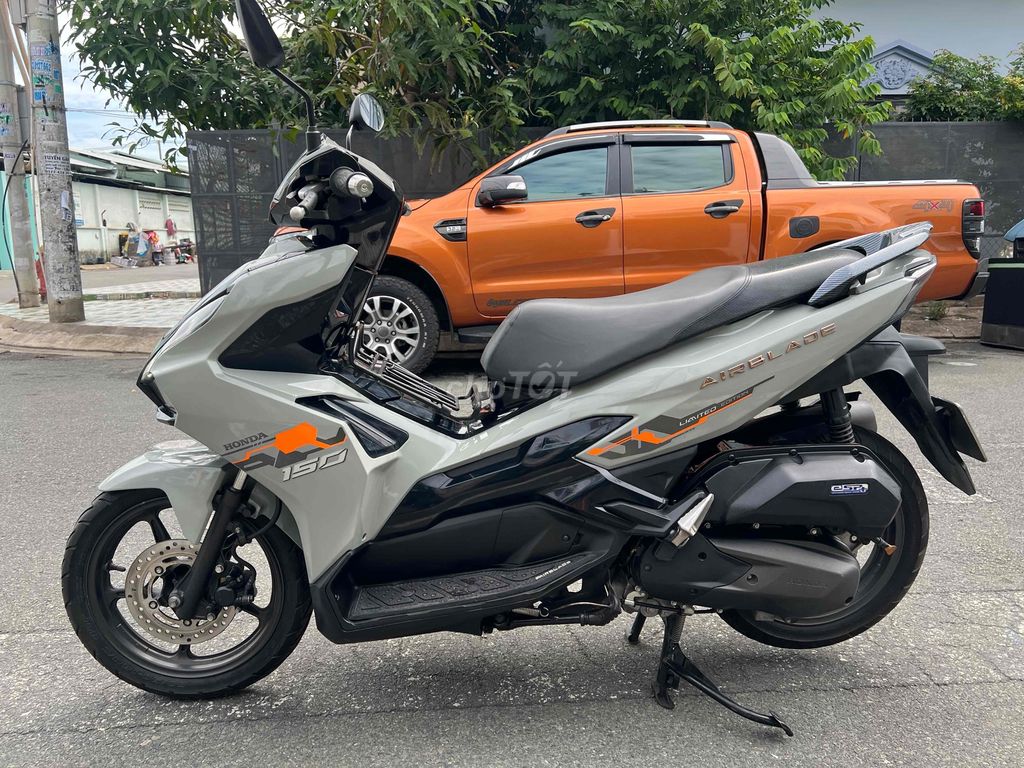 💥 Honda Air Blade 124 4Val 💥 CÓ BẢO HÀNH💥💥. Mua bán Xe máy tại Quận Tân Phú Tp Hồ Chí Minh được đăng bởi XE MÁY QUANG LẬP hình 4