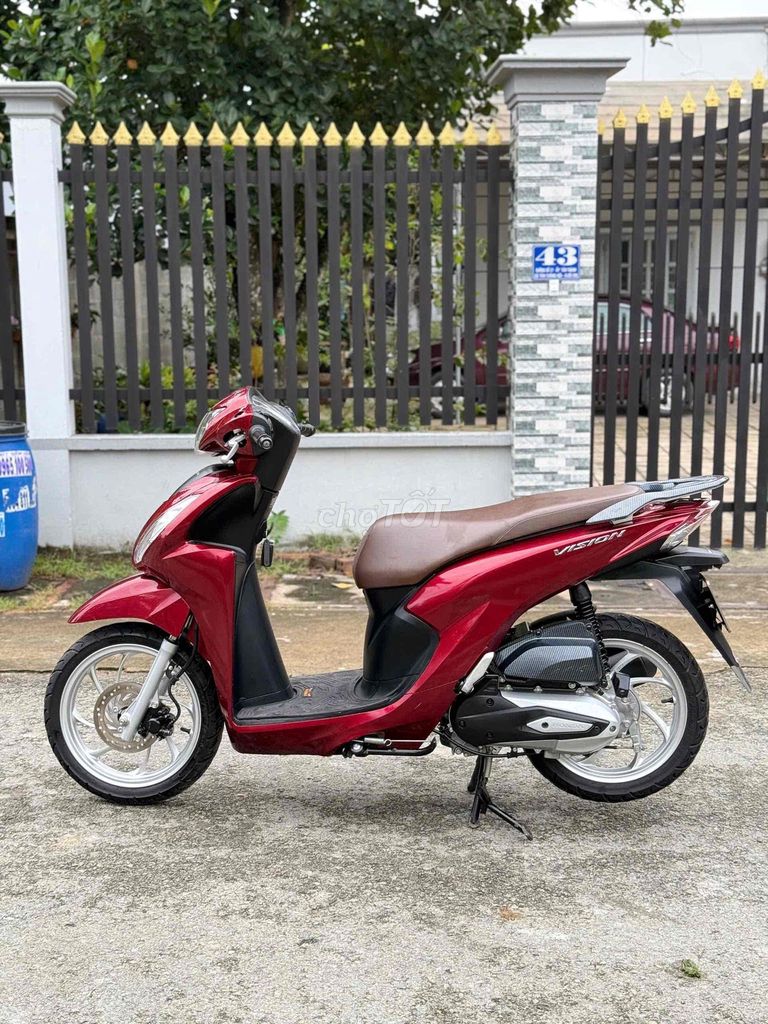 Honda Vision 2023 Smartkey Đỏ. Mua bán Xe máy tại Huyện Củ Chi Tp Hồ Chí Minh được đăng bởi HuỳnhLâm Bổn hình 1