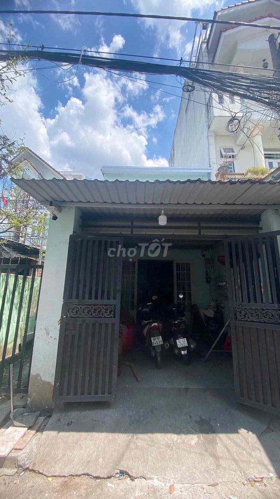 Bán Gấp Nhà 1 lầu+2p trọ,5.2x16,,4ty950trTL,HXH,Lê Văn khương
