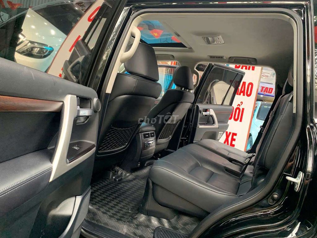 Toyota Land Cruiser xe chủ tịch thiên hạ vô địch. Mua bán Ô tô tại Quận Bắc Từ Liêm Hà Nội được đăng bởi Gia Quân hình 14