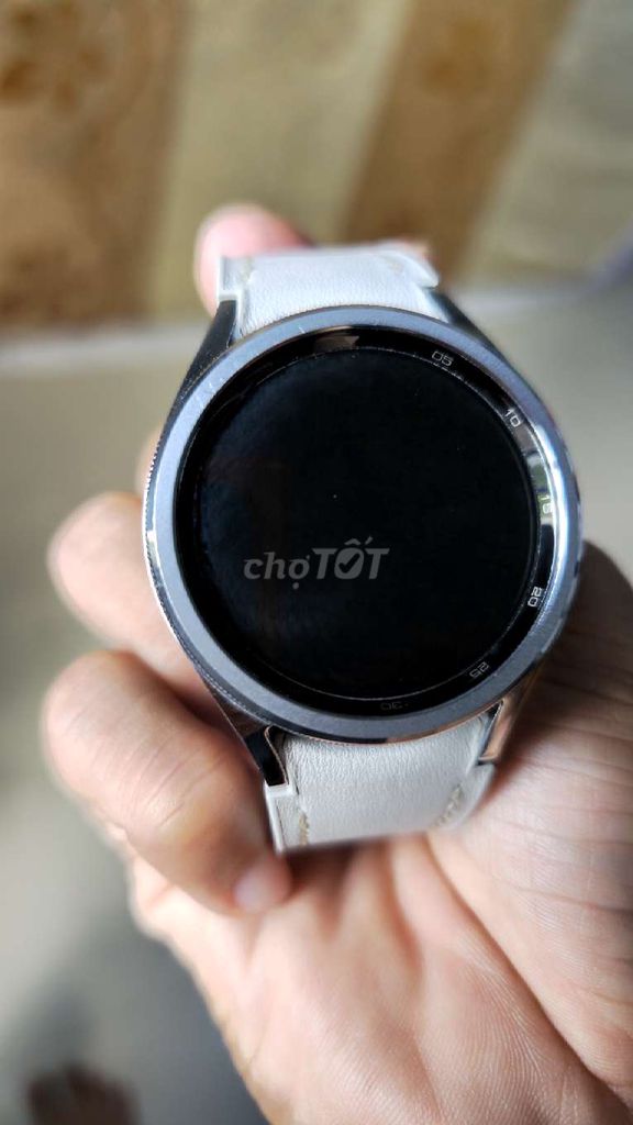 Lên đời cần bán em watch 6 classic 43mm. Mua bán Thiết bị đeo thông minh tại Huyện Châu Phú An Giang được đăng bởi Trần Thành Tú hình 1