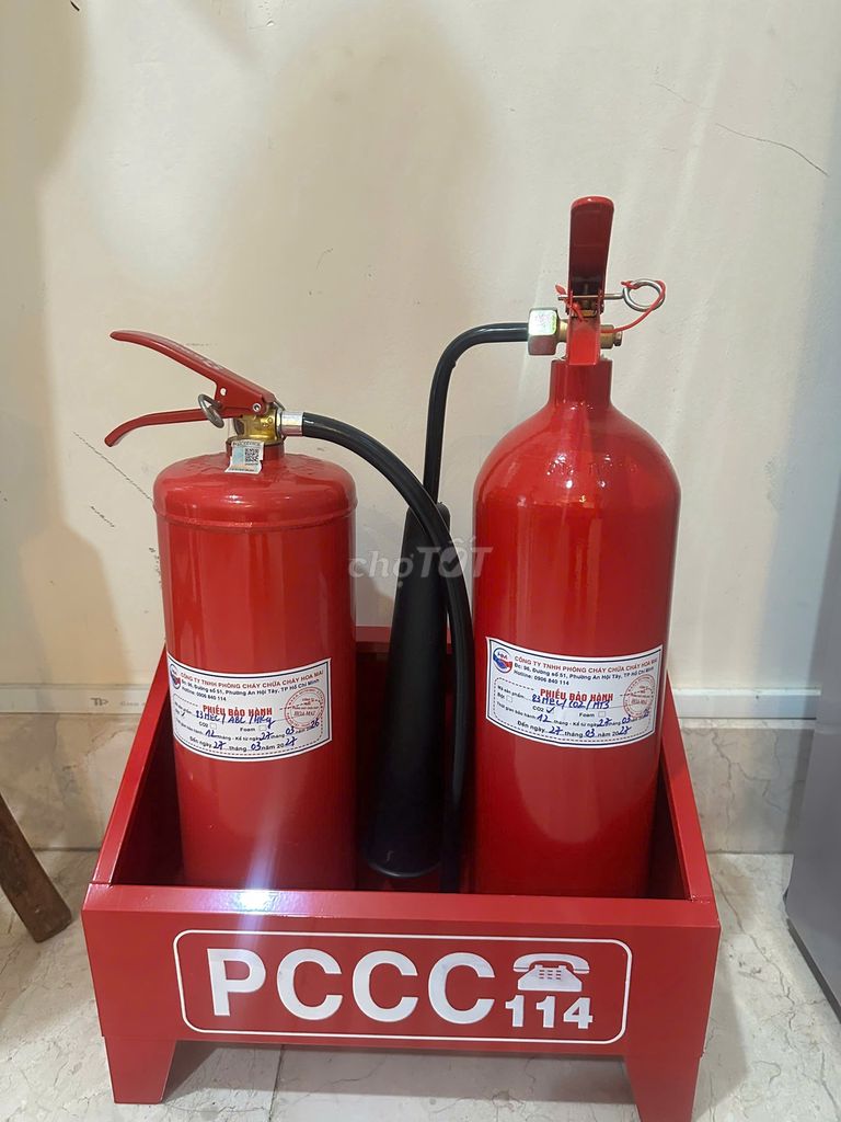 Bình chữa cháy Bột và CO2 MỚI RẺ. Mua bán Đồ chuyên dụng, Giống nuôi trồng tại Thành phố Thủ Đức Tp Hồ Chí Minh được đăng bởi Nguyễn Hoàng hình 1