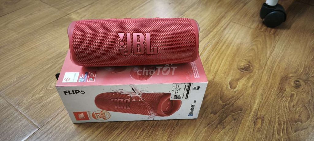 Loa Bluetooth JBL Flip 6 Đỏ. Mua bán Tivi, Âm thanh tại Quận Thanh Xuân Hà Nội được đăng bởi Tuyên hình 1
