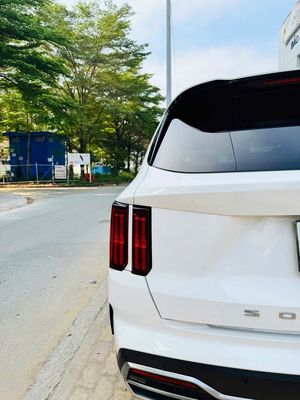 Kia Sorento 2022 Premium Bản Xăng Xe Gia đình chạy