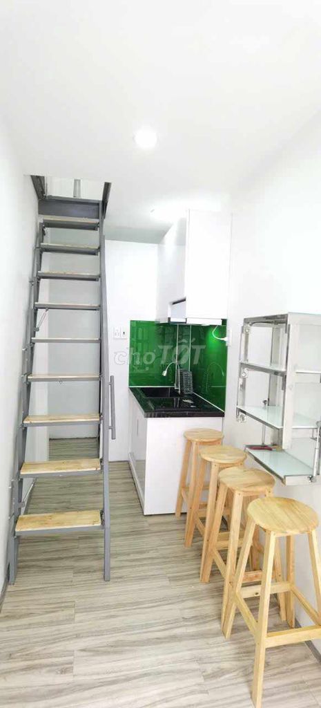 Bán nhà 1 trệt 1 lầu hẻm oto ngay cổng chợ Bà Chiểu TP HCM