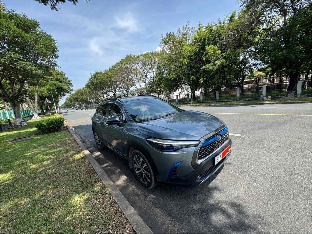 Toyota Corolla Cross Xám. Mua bán Ô tô tại Thành phố Dĩ An Bình Dương được đăng bởi Trần Diện hình 4