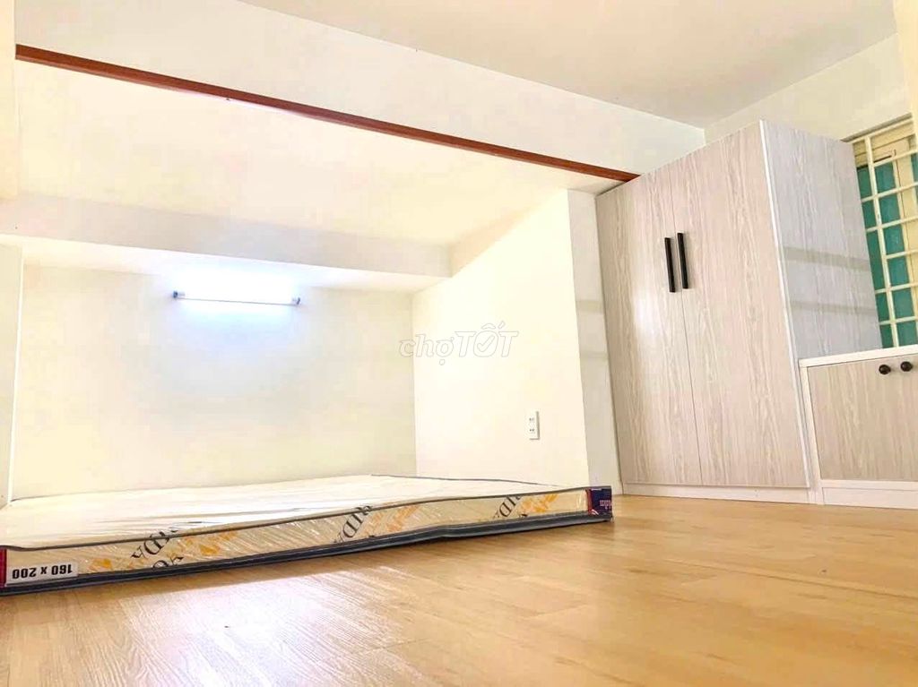 Furnished room with own washer on Trần Văn Thành — photo 3