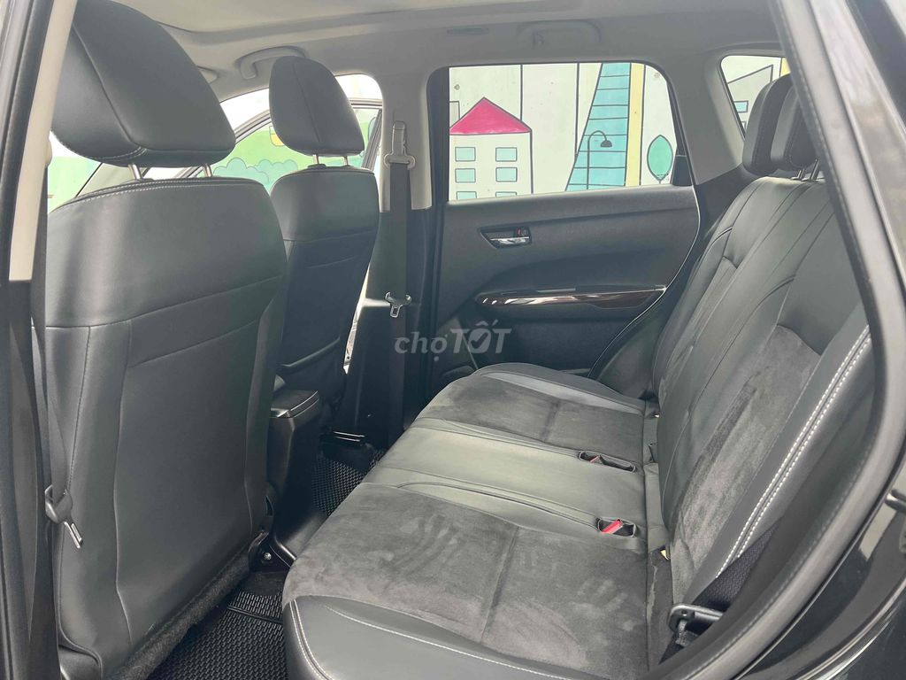 Suzuki Vitara 2015 1.6 AT - 91000 km. Mua bán Ô tô tại Quận Cầu Giấy Hà Nội được đăng bởi Cửa hàng Đại Tín Auto hình 11