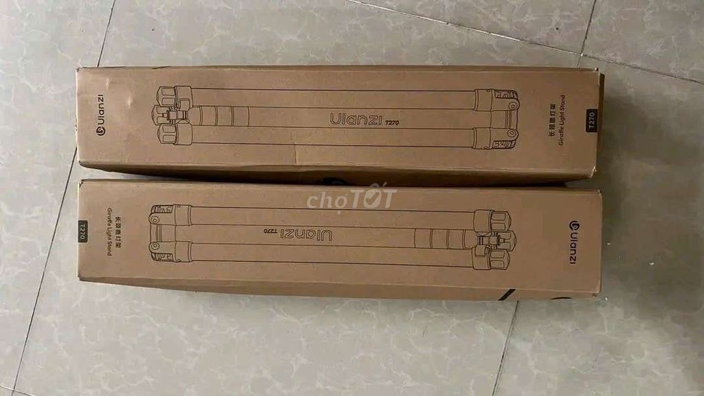 Chân đèn Ulanzi T270. Mua bán Đồ chuyên dụng, Giống nuôi trồng tại Quận Hải Châu Đà Nẵng được đăng bởi Quỳnh hình 1