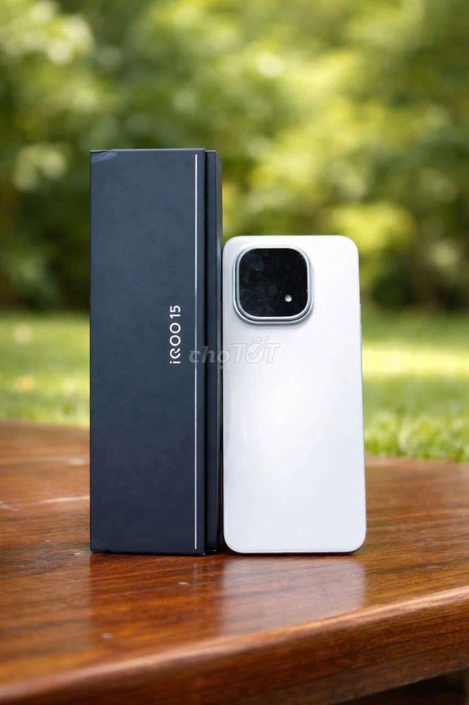 IQOO 15 256GB Trắng 99%. Mua bán Điện thoại tại Thành phố Buôn Ma Thuột Đắk Lắk được đăng bởi Samsung  hình 1