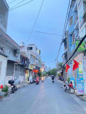 Rent · 1 bd · 34 м² · Quận 10, ул. Đường Đồng Nai
