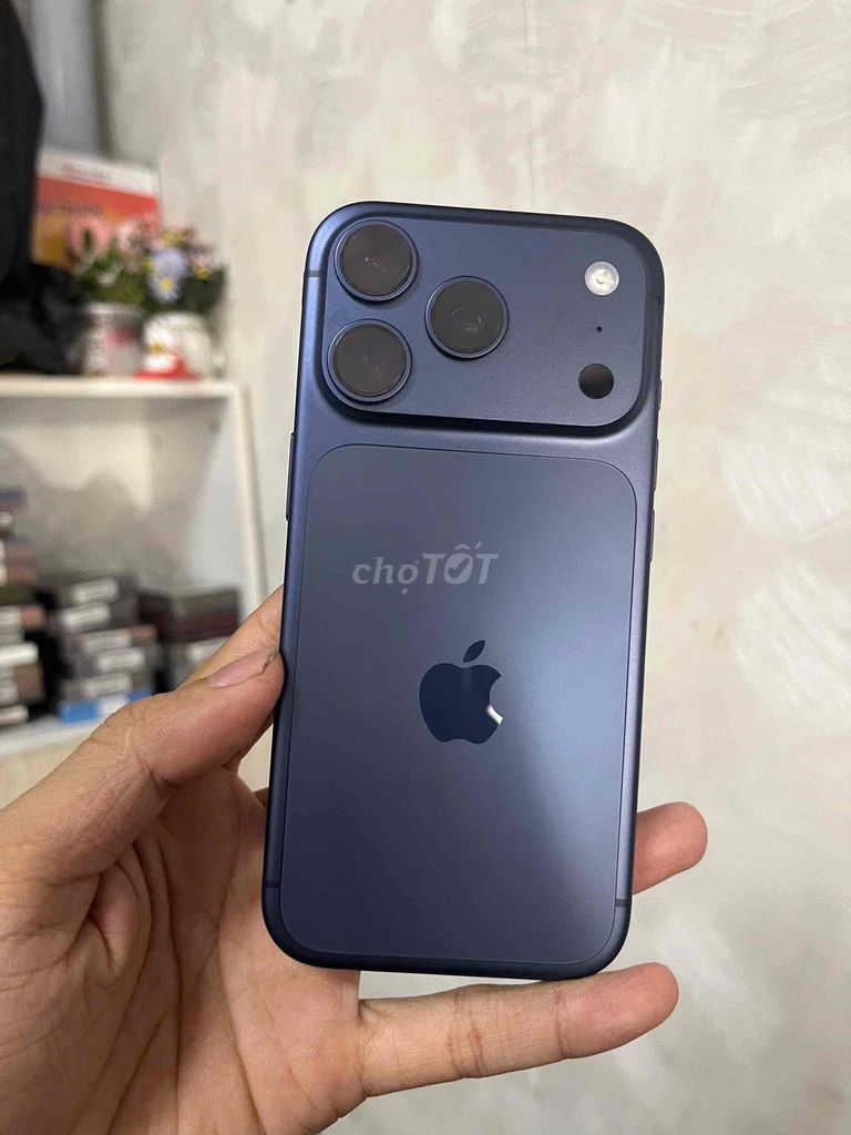 Apple iPhone 17 Pro 256GB Xanh  Lướt keng. Mua bán Điện thoại tại Quận 7 Tp Hồ Chí Minh được đăng bởi T49 Store hình 1