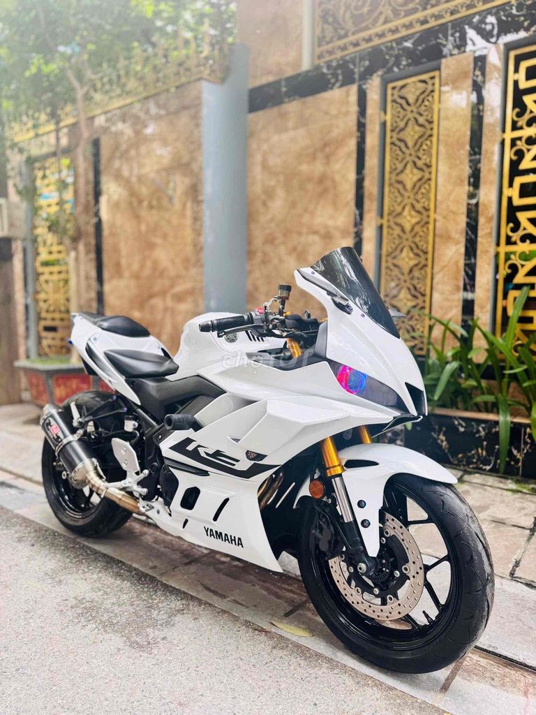 Yamaha R3 2023 abs lên full R1-đôi lốp to khủng