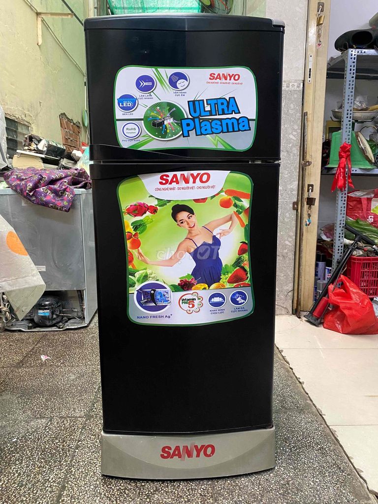 Tủ lạnh Sanyo 110L máy zin bao tốt êm bh 6 tháng. Mua bán Tủ lạnh tại Quận 7 Tp Hồ Chí Minh được đăng bởi Cương hình 1