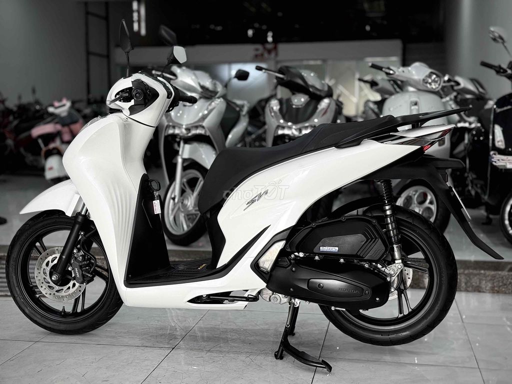 Sh125i 2023 Lướt chính chủ ký ( Hỗ trợ Trả GÓP ) 🔥. Mua bán Xe máy tại Thị xã Phú Mỹ Bà Rịa - Vũng Tàu được đăng bởi Cửa Hàng Xe Máy Phú Mỹ hình 7