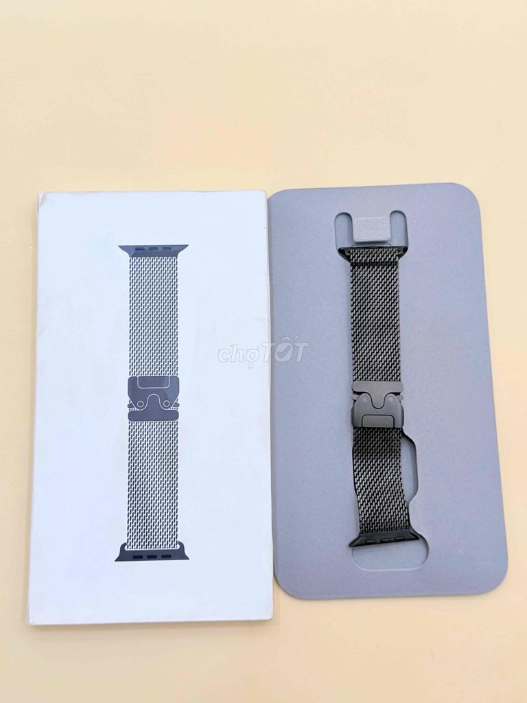 Dây đồng hồ Apple Milan Titan Đen M 42-49mm. Mua bán Thiết bị đeo thông minh tại Quận Bình Thạnh Tp Hồ Chí Minh được đăng bởi Đức Phong hình 1