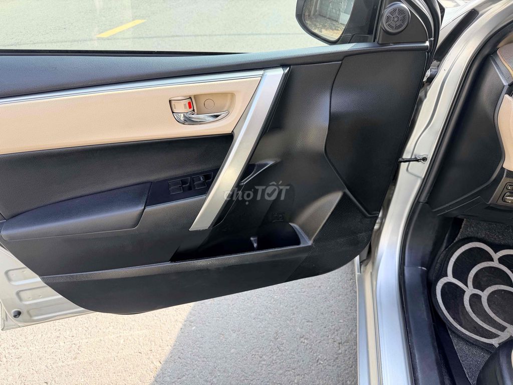 Toyota Corolla Altis 2016 1.8G Bạc. Mua bán Ô tô tại Quận 8 Tp Hồ Chí Minh được đăng bởi Minh Phúc hình 7