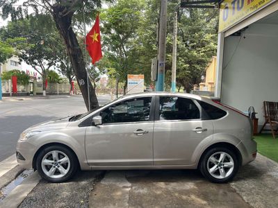 Ford Focus 2011 1.8 AT