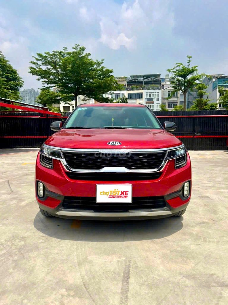 Kia Seltos 2021 Premium - Odo 51,000km nguyên zin.