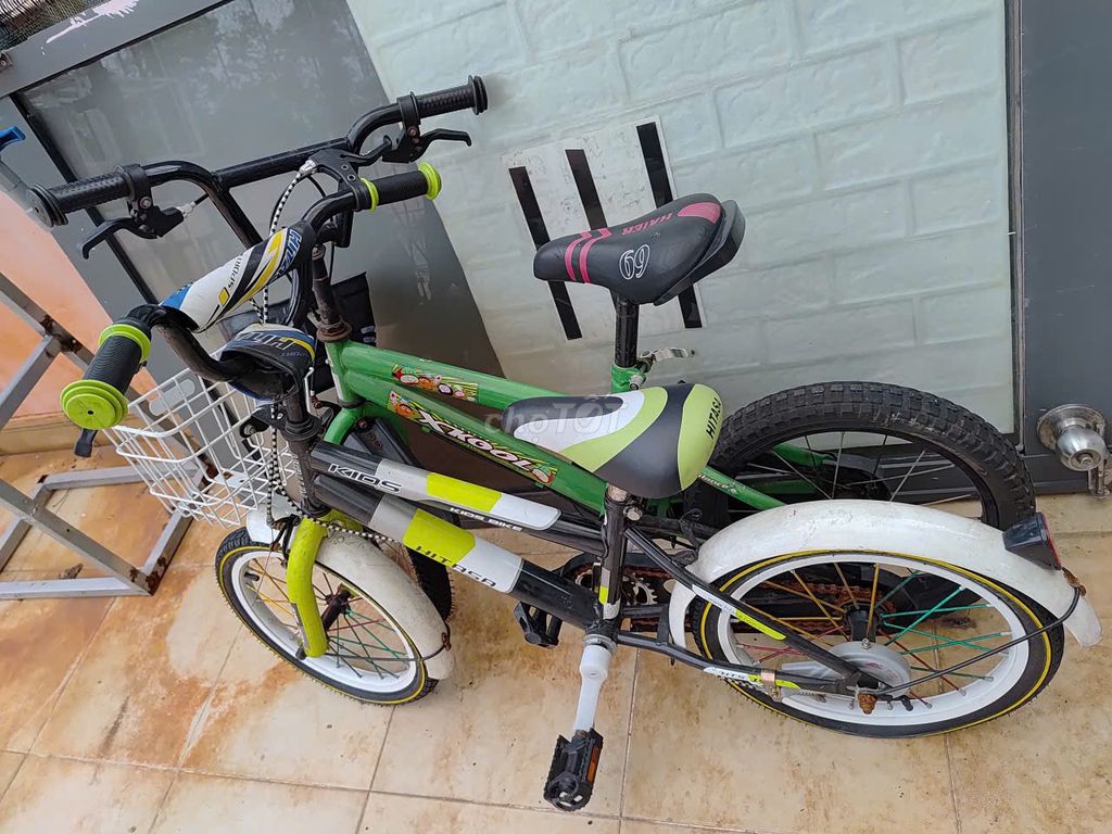 2 Xe đạp trẻ em. Mua bán Mẹ và bé tại Thành phố Thủ Dầu Một Bình Dương được đăng bởi Starlight hình 1