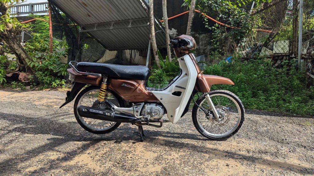Honda Super Dream 110 Nâu Trắng Đã tân trang. Mua bán Xe máy tại Quận Ninh Kiều Cần Thơ được đăng bởi Bán Phụ Tùng Tháo Xe  hình 2