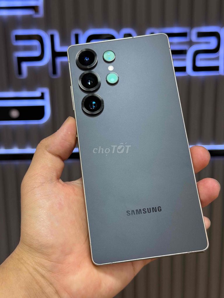 Samsung Galaxy S25 Ultra 256GB Đen. Mua bán Điện thoại tại Quận 3 Tp Hồ Chí Minh được đăng bởi Phone2Hand hình 1