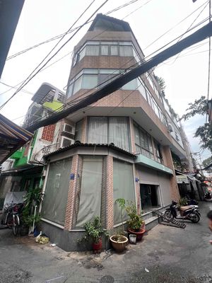 Townhouse 32 m² · 3 bed · Đường Cao Thắng