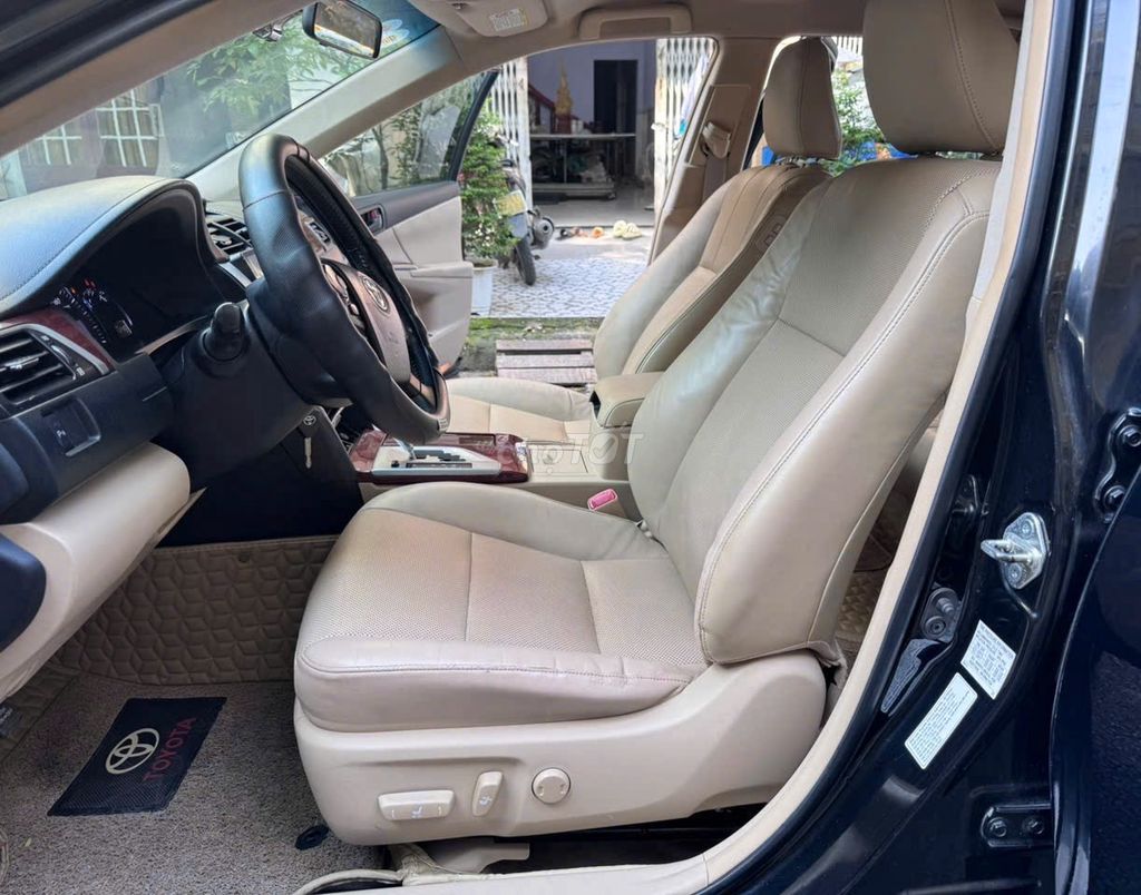 Toyota Camry 2012 2.5 G MIỄN CHÊ. Mua bán Ô tô tại Huyện Hóc Môn Tp Hồ Chí Minh được đăng bởi CHỢ Ô TÔ AN SƯƠNG hình 9