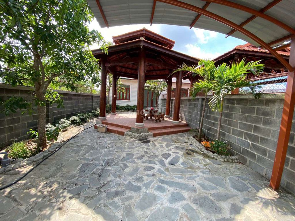 Nhà vườn siêu đẹp, gần biển Phước Hải, đg lớn, khu dân cư, hạ tầng tốt. Mua bán đất tại Huyện Đất Đỏ Bà Rịa - Vũng Tàu được đăng bởi Nguyễn Huệ hình 2
