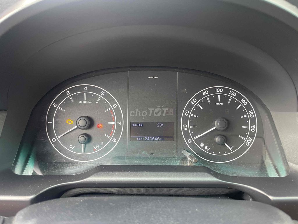 Toyota Innova 2019 2.0E - 240000 km. Mua bán Ô tô tại Thành phố Long Xuyên An Giang được đăng bởi TONY hình 8
